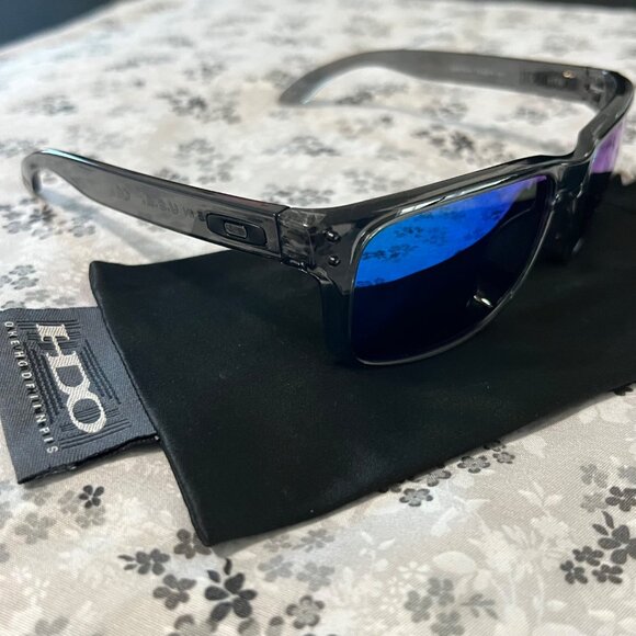 Oakley Sunglasses Holbrook Clear Feame Jade Iridium Prizm Polarized 9102 - Picture 9 of 16